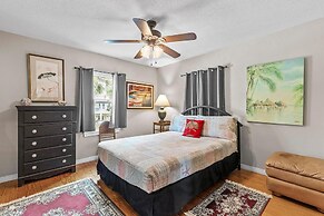 Decked Out House On Hill St