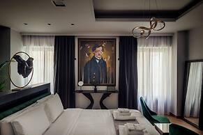 NINEMIAN SUITES SYROS