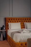 NINEMIAN SUITES SYROS