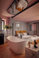 NINEMIAN SUITES SYROS