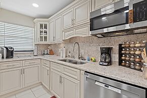 Hacienda del Sol II 414