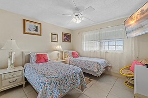 Hacienda del Sol II 414