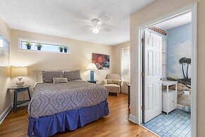 Lakasa House on Hill Street