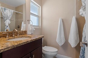 Lakasa House on Hill Street