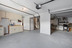 Lakasa House on Hill Street