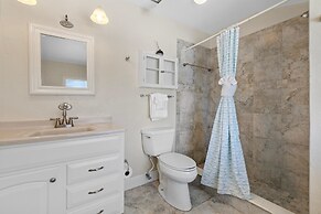 Lakasa House on Hill Street