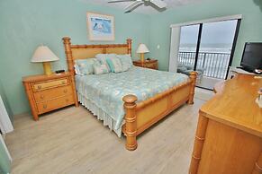 Hacienda del Sol II 413