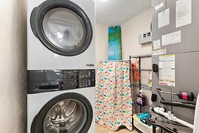 Hacienda del Sol II 413