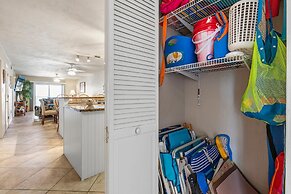 Hacienda del Sol II 413