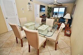 Hacienda del Sol II 413