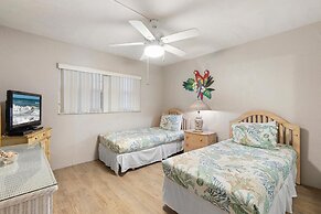 Hacienda del Sol II 413