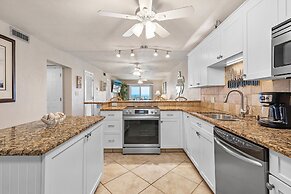 Hacienda del Sol II 413