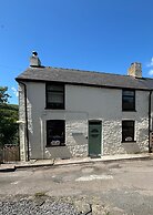 Rustic 2bedroom Cottage With Garden in Sennybridge
