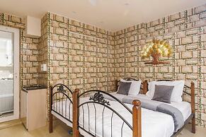 Luxury 4BHK in E-City with 40 Amenities