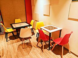 Luxury 4BHK in E-City with 40 Amenities