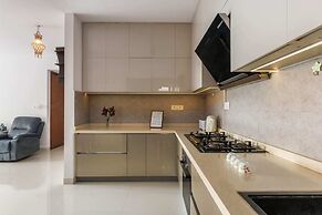 Luxury 4BHK in E-City with 40 Amenities