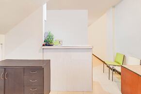 Hotel O Mangga Besar Near Mangga Besar Station Formerly Warna Warni Re