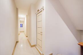 Hotel O Mangga Besar Near Mangga Besar Station Formerly Warna Warni Re