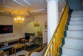 Zeedam Royal Apartment