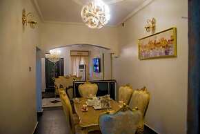 Zeedam Royal Apartment