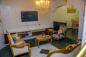 Zeedam Royal Apartment