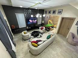 Wedgewood One Shortlet Apartment