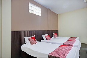 Hotel O Kuta Alam Near Masjid Oman Al-Makmur Formerly Daka Hotel