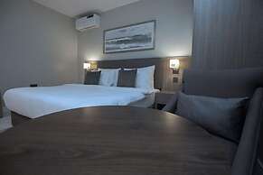 Maxx Apartments