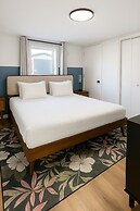 Sun & Sand Resort