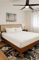 Sun & Sand Resort