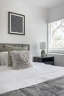 Charming Spacious Home - Modern Comforts, Prime Location