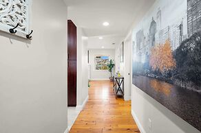 Luxury Estate With Sparkling Pool & Elegant Amenities