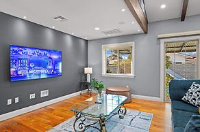 Luxury Estate With Sparkling Pool & Elegant Amenities