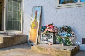 Luxury Estate With Sparkling Pool & Elegant Amenities