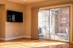 Luxury Estate With Sparkling Pool & Elegant Amenities