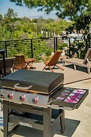 Monterey Park Retreat: Spectacular Views & Comfort