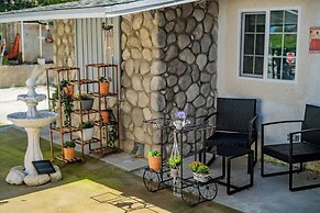 Monterey Park Retreat: Spectacular Views & Comfort