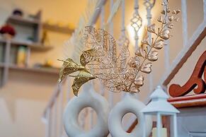 Monterey Park Retreat: Spectacular Views & Comfort