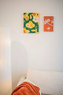 Chic Modern Retreat With Stunning Views 1360 Sqft