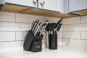 Charming Escape With Stylish Decor & Outdoor Space