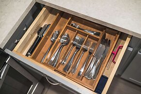 Charming Escape With Stylish Decor & Outdoor Space