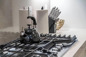 Private Room With Shared Bathroom