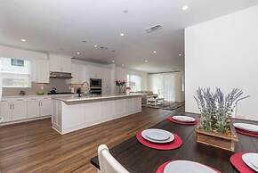 Private Room With Shared Bathroom