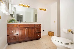 Serene Retreat & Modern Comforts in Rowland Heights