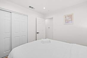 Family Friendly Retreat w Luxury Amenities