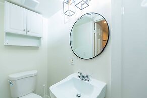 Not Affected by the Fire/elegant Pasadena Retreat Prime Comfort Awaits