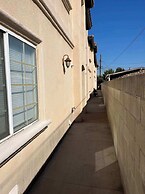 Not Affected by the Fire/elegant Pasadena Retreat Prime Comfort Awaits