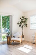 Not Affected by the Fire/spacious Modern Retreat w Luxury Amenities &