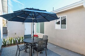 Comfy Retreat With Yard & Cozy Interiors