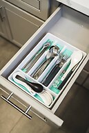 Comfy Retreat With Yard & Cozy Interiors